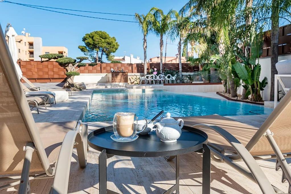2 Min From The Sea Pool, Comfort And Free Wifi Miami Playa Exterior photo